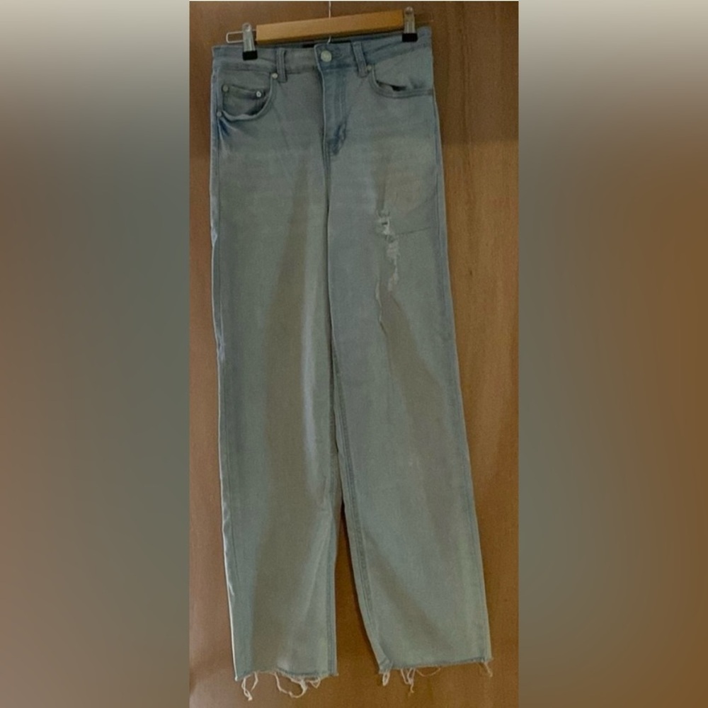 Distressed Indigo Rein Blue jeans